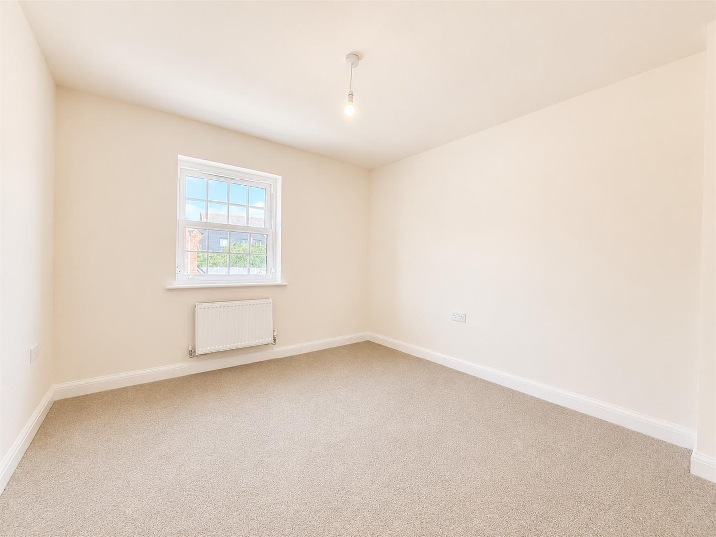 Cearle Close, Great Denham, Bedford